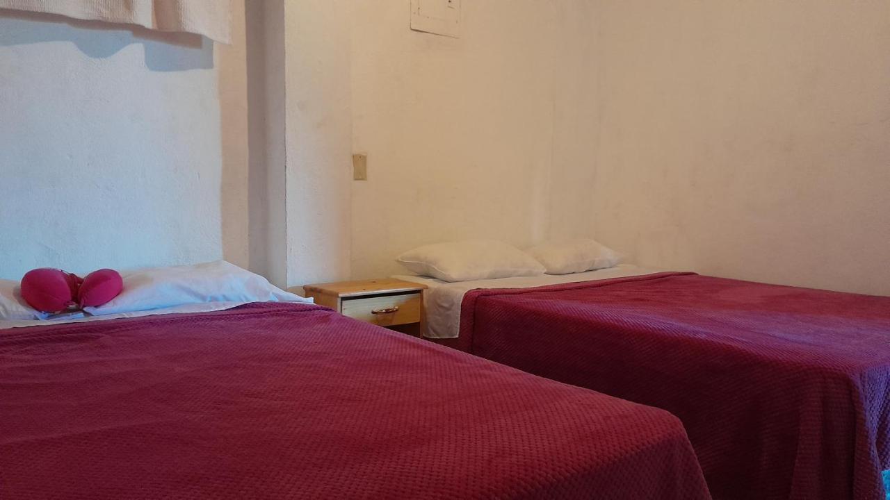 Hostal Dulces Suenos Panajachel Dış mekan fotoğraf