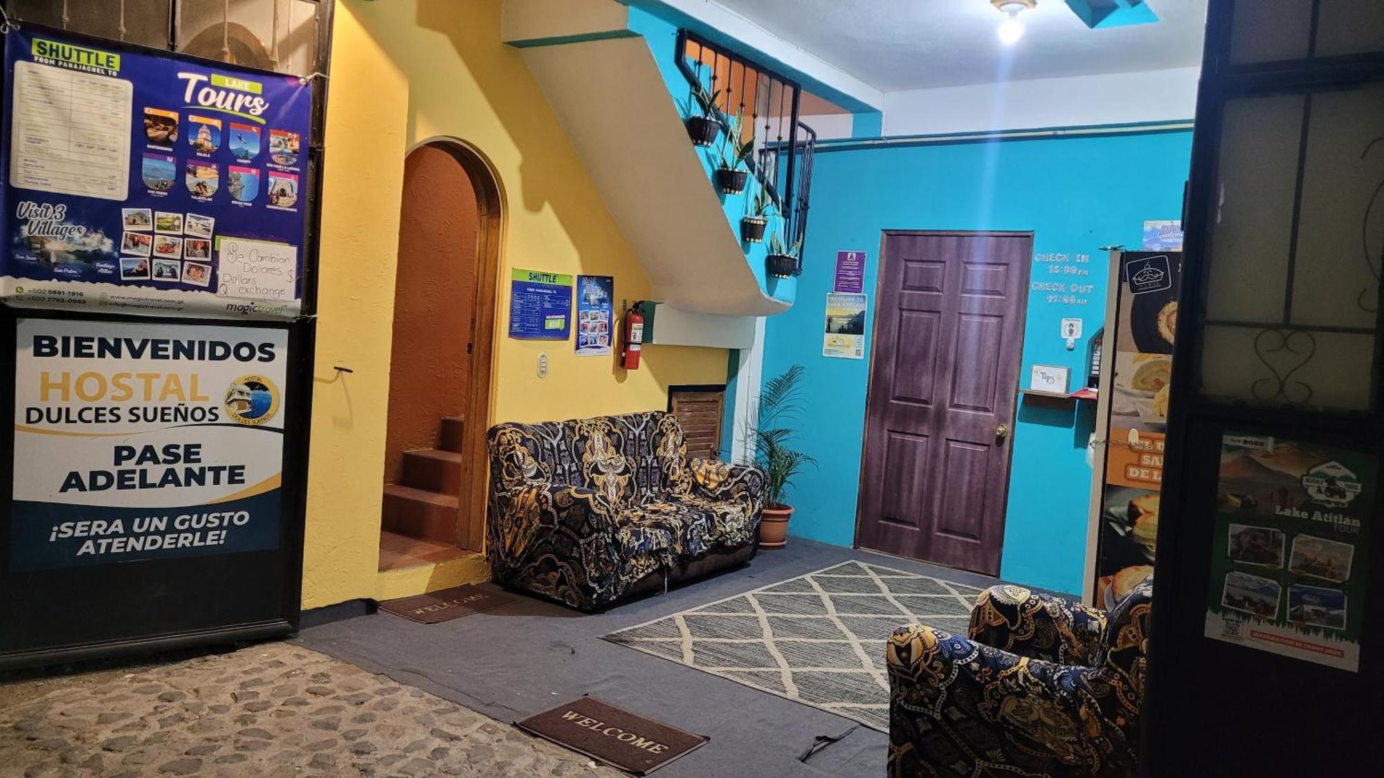 Hostal Dulces Suenos Panajachel Dış mekan fotoğraf