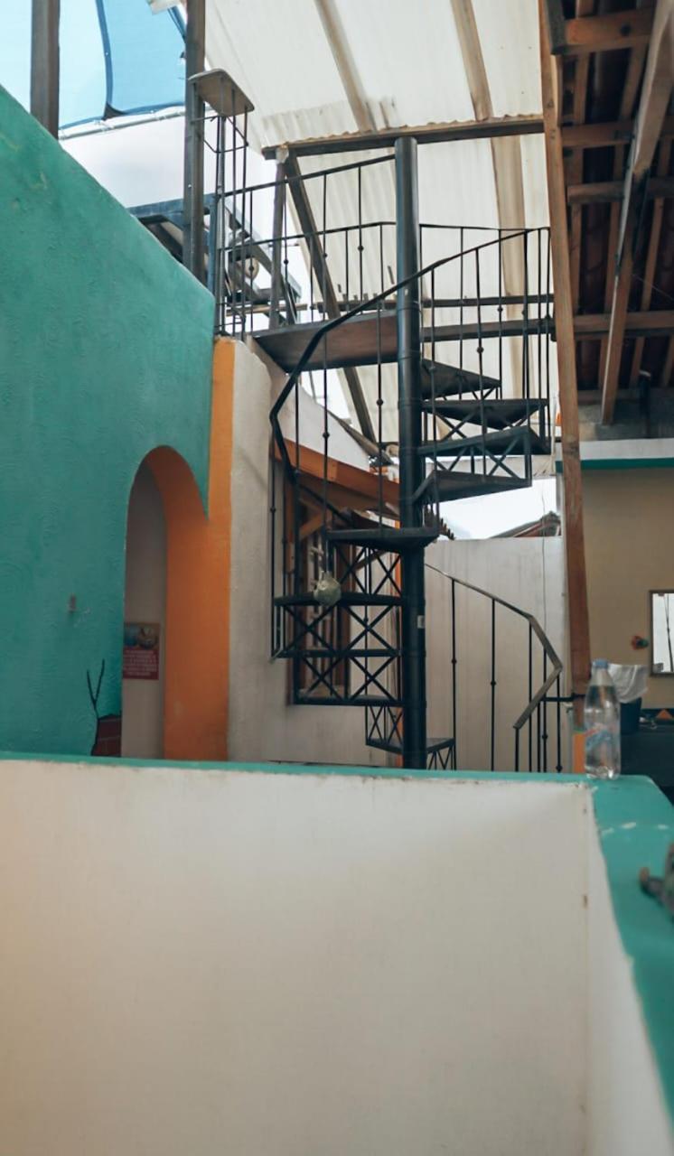 Hostal Dulces Suenos Panajachel Dış mekan fotoğraf
