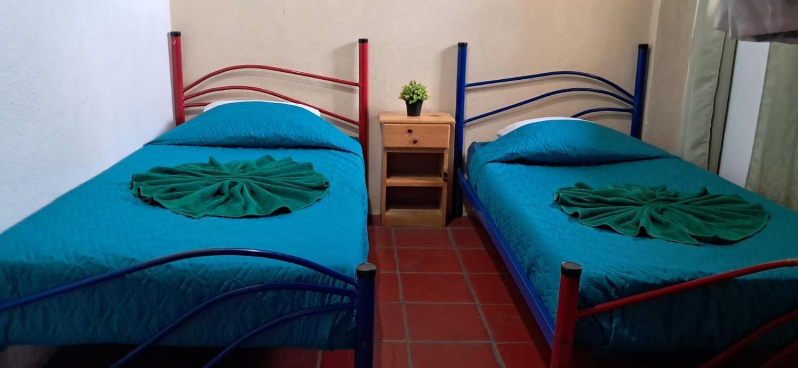 Hostal Dulces Suenos Panajachel Dış mekan fotoğraf