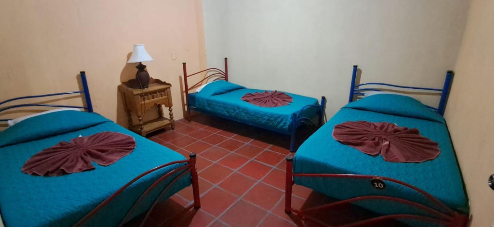 Hostal Dulces Suenos Panajachel Dış mekan fotoğraf